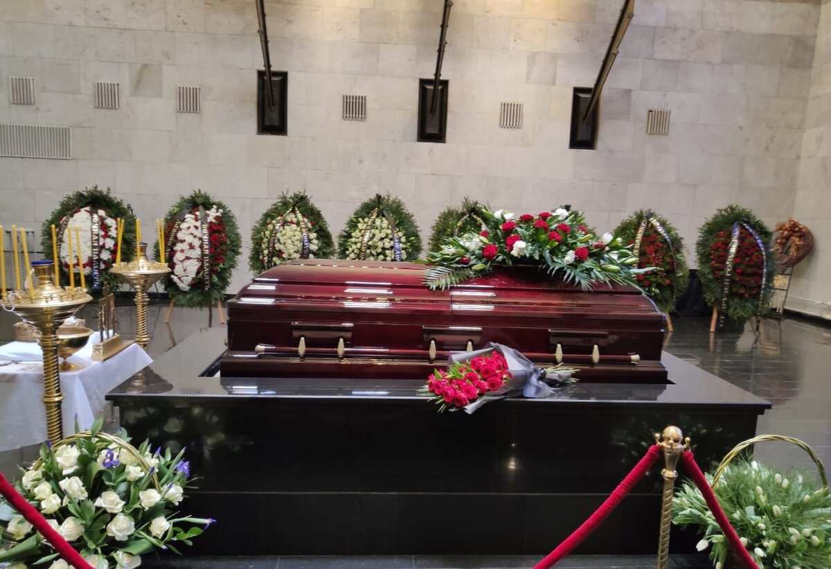 Траурный зал в ЦКБ УД Президента