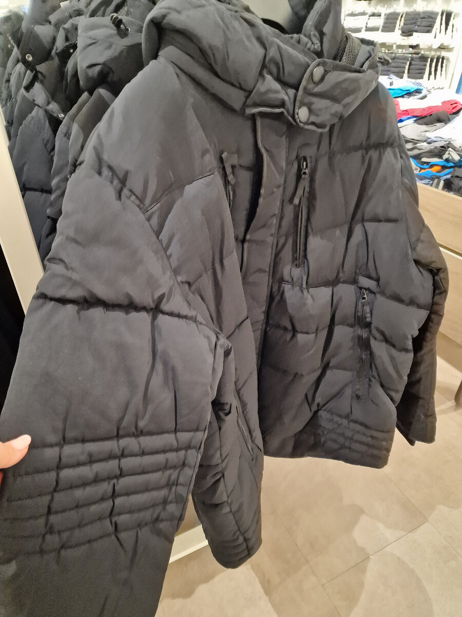 а это мужская куртка, но модель так себе