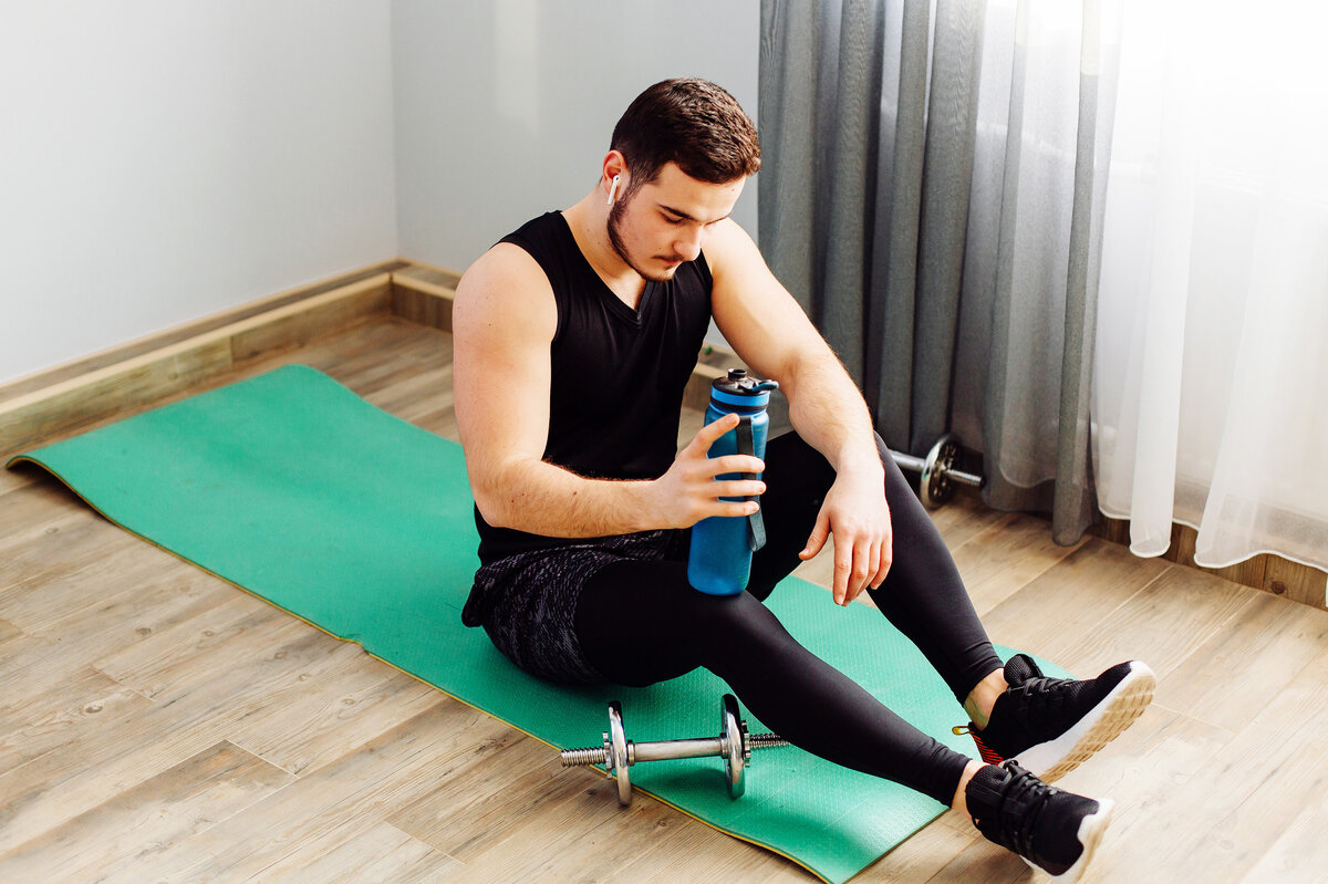 Making sport. Дуо делает спортсмен. Как делается спортивная стойка.