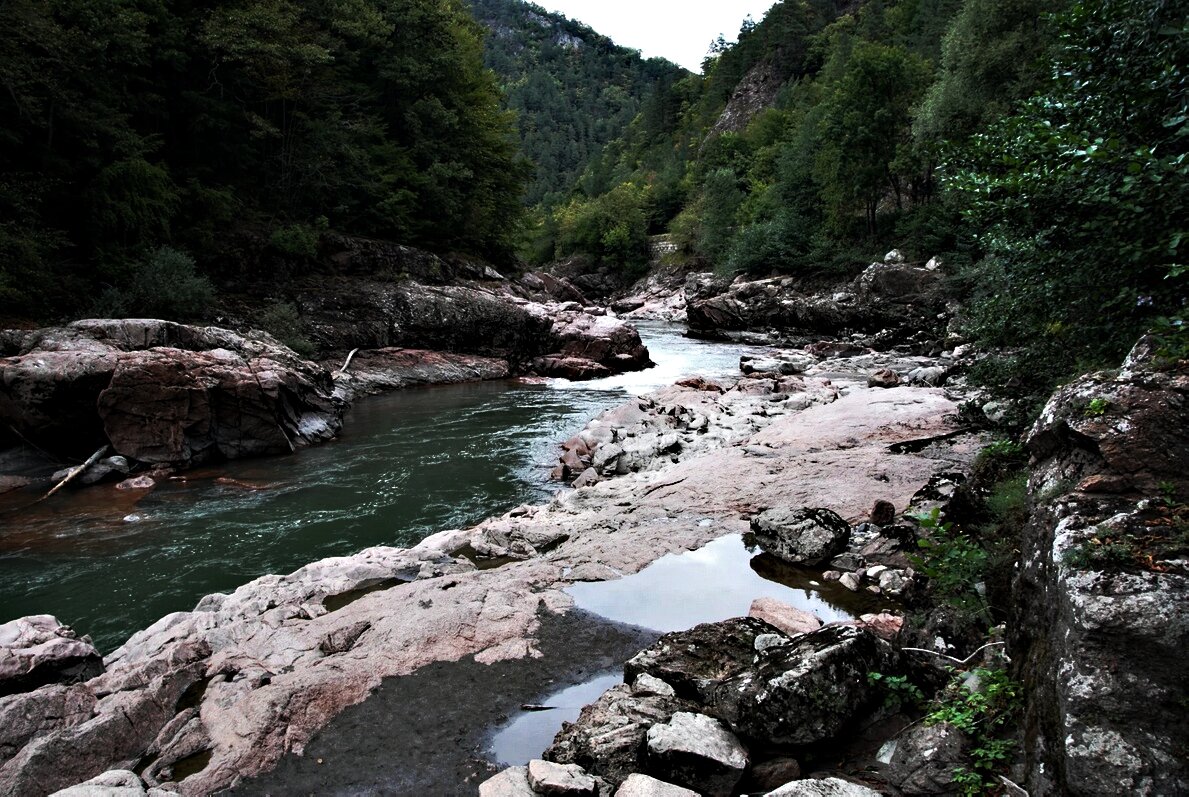 Долина реки Сахрай