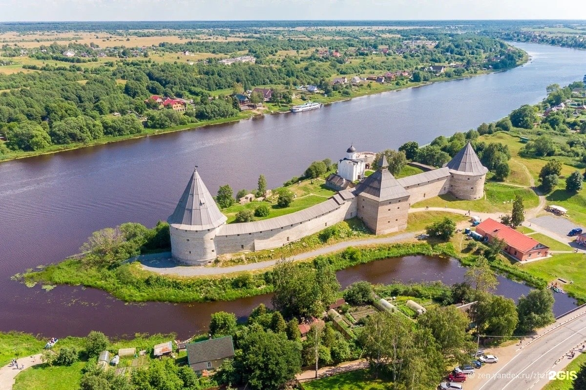 Староладожская крепость Волхов. Староладожская крепость Старая Ладога. Старая Ладога древняя столица Руси. Ладога первая столица древней Руси.