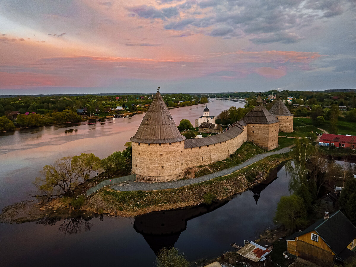 Староладожская крепость Волхов. Музей заповедник Старая Ладога. Староладожская крепость Старая Ладога. Старая Ладога древняя столица Руси.