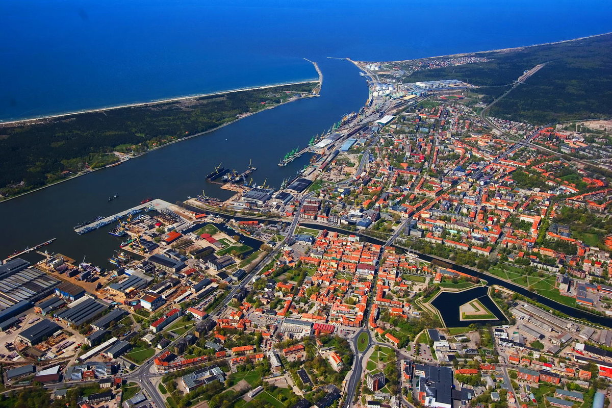 Клайпеда сегодня. Литва город Клайпеда. Порт Клайпеда Литва. Города Литвы Klaipeda. Klaipeda порт, Литва.