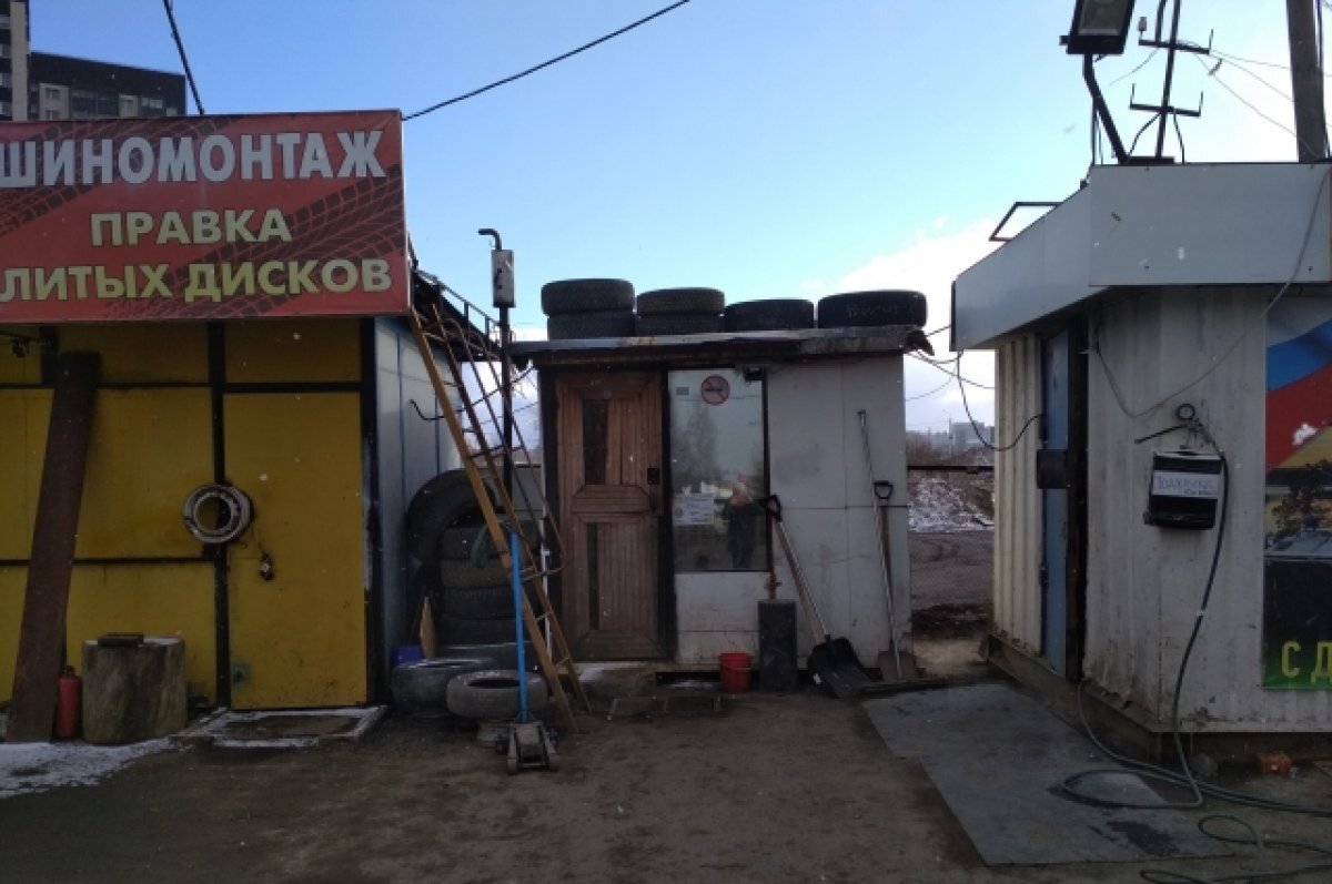   В Новосибирске эксперт рассказал, когда менять летние шины на зимние