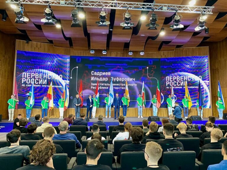    Школьники Оренбуржья взяли золото и серебро на первенстве по спортивному программированию Андрей Севостьянов