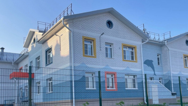     В двух кофтах с простудой: в садике пригорода Барнаула до сих пор не дали отопление. Предоставлено altapress.ru