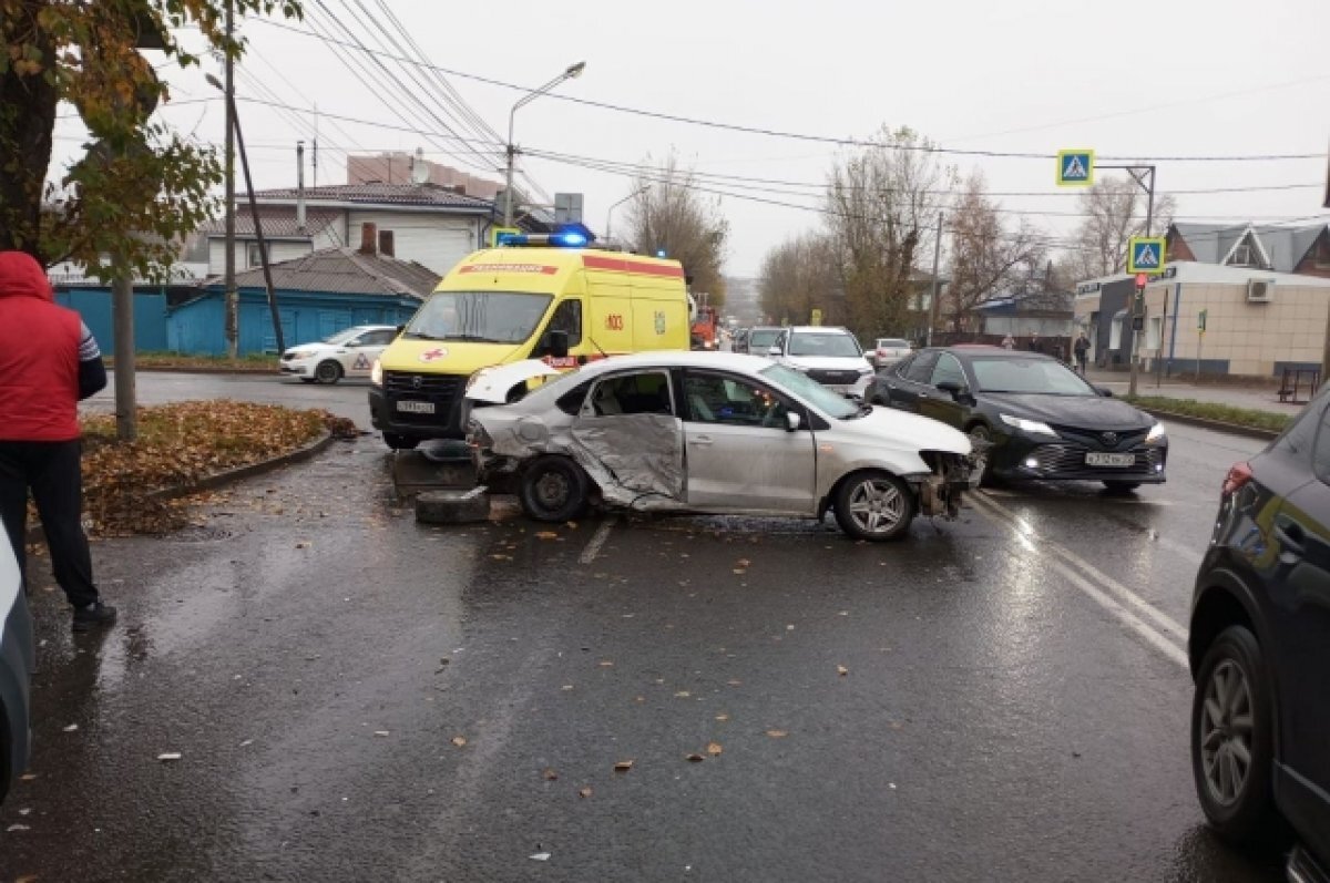    Мужчина доставлен в больницу после ДТП на улице Яковлева в Томске