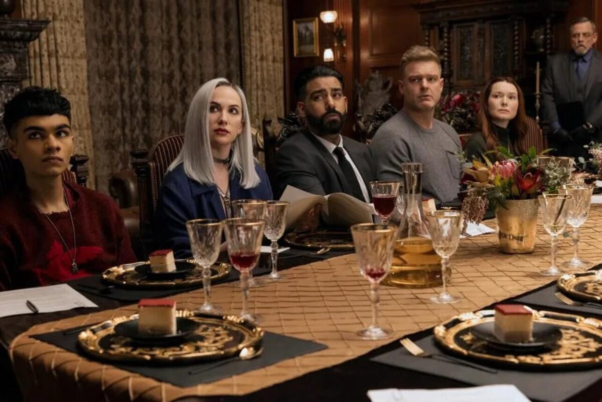    Падение дома Ашеров (мини–сериал 2023), Netflix Кадры из сериала