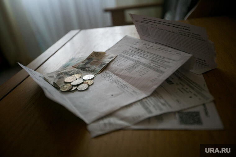    Мужчине пообещали компенсацию оплаты ЖКХ только после выхода на пенсию