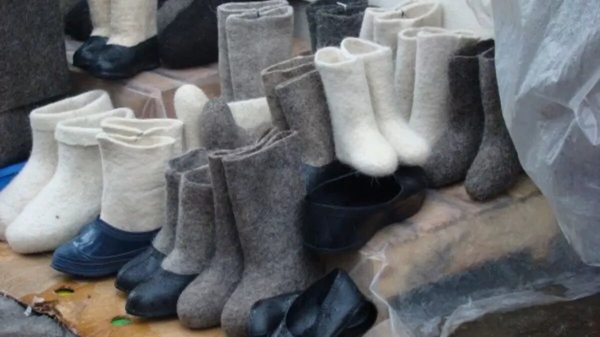 На Харитину начинают готовить валенки. Фото: pxhere.com