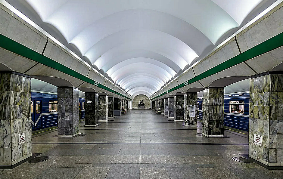 станция метро Приморская, фото взято из свободного доступа в интернете