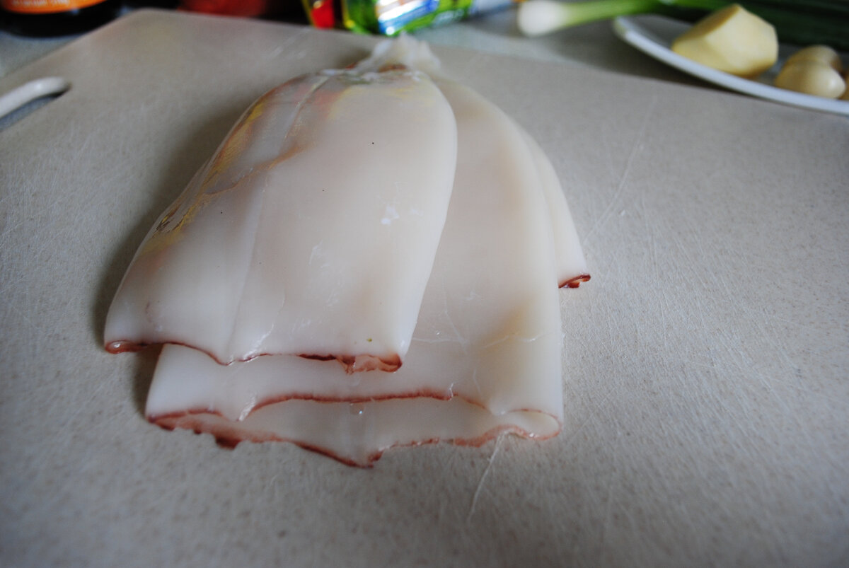 Очищенный кальмар. Упаковка на следующей фотке, листай