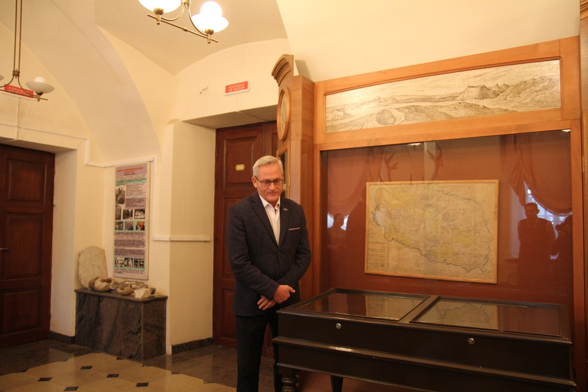 Р.Х. Сунгатуллин - д. г.-м. н., заведующий кафедрой  региональной геологии и полезных ископаемых ИГиНТ КФУ