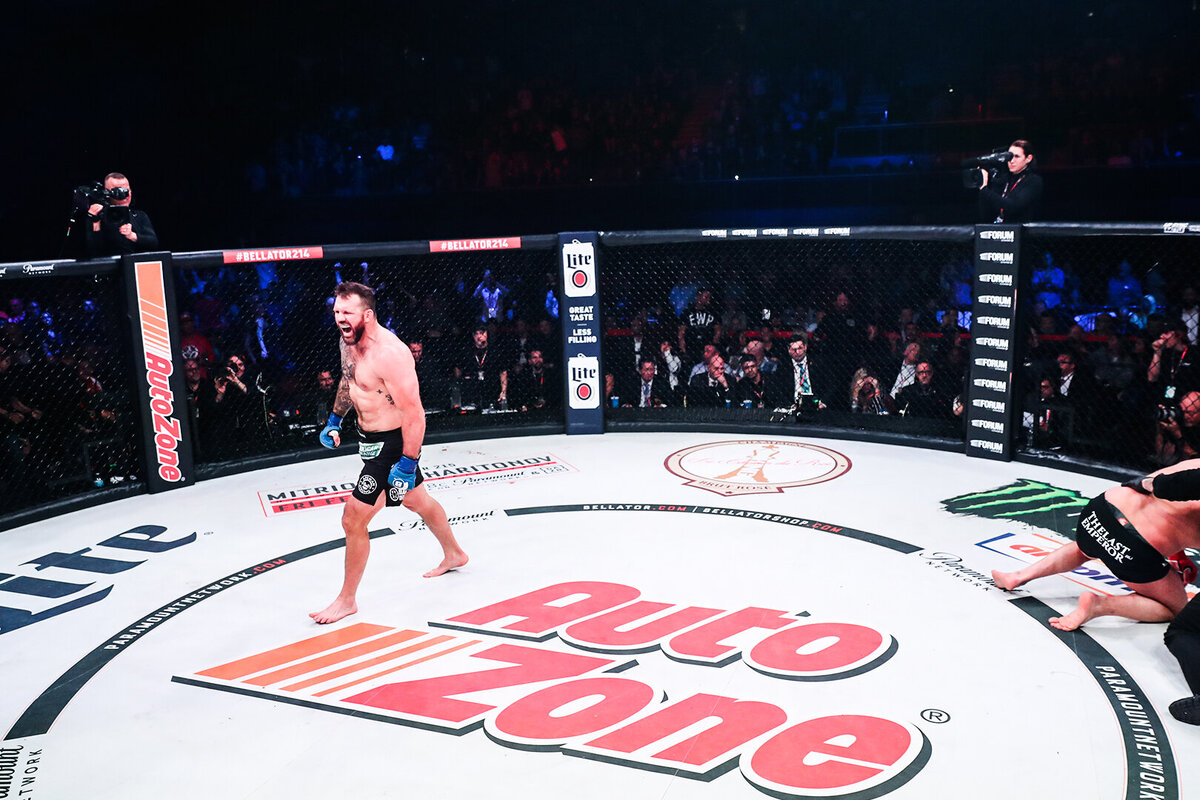     Bellator закрывают: названа дата последнего турнира в промоушене