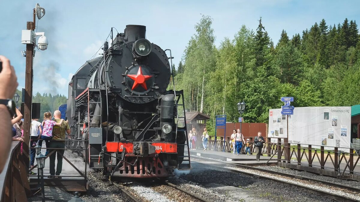     Жители Ростовской области, которые не успели отгулять все отпуска, теперь планируют отдых на октябрь. Куда можно съездить на поезде в это время и не потратить много денег, в материале RostovGazeta.
