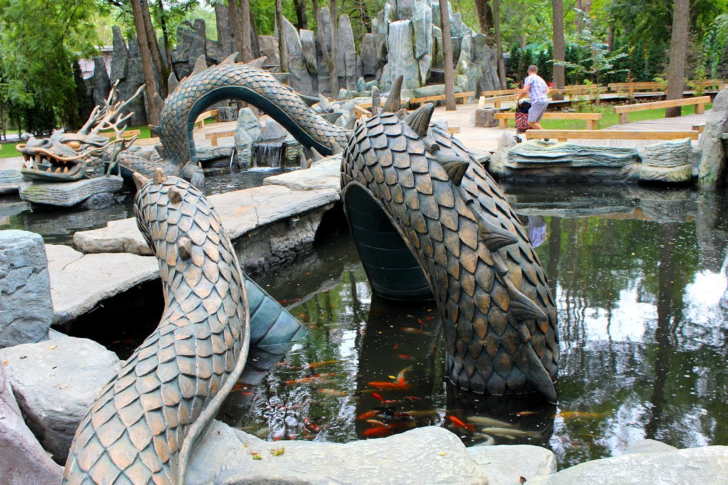 Краснодар – популярное туристическое направление. Но каждый путешественник сталкивается с тем, что не знает, куда отправиться в первую очередь в новом городе.-5