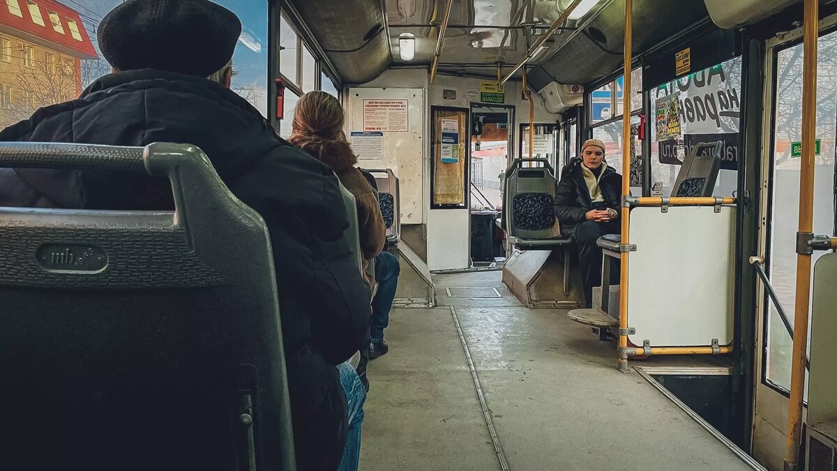     В соцсетях пожаловались на якобы лихую езду водителя одного из троллейбусов, инцидент попал на видео.