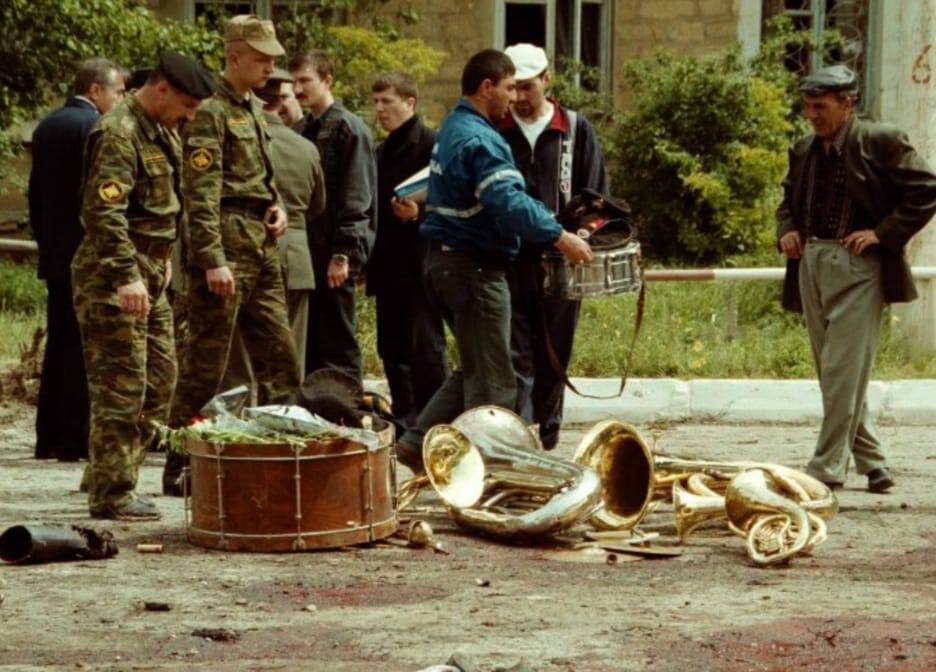 3 мая 2002. 3 мая 2002. 3 мая 2002. Май 2003 года. 9 мая 2002 года террористический акт в каспийске.