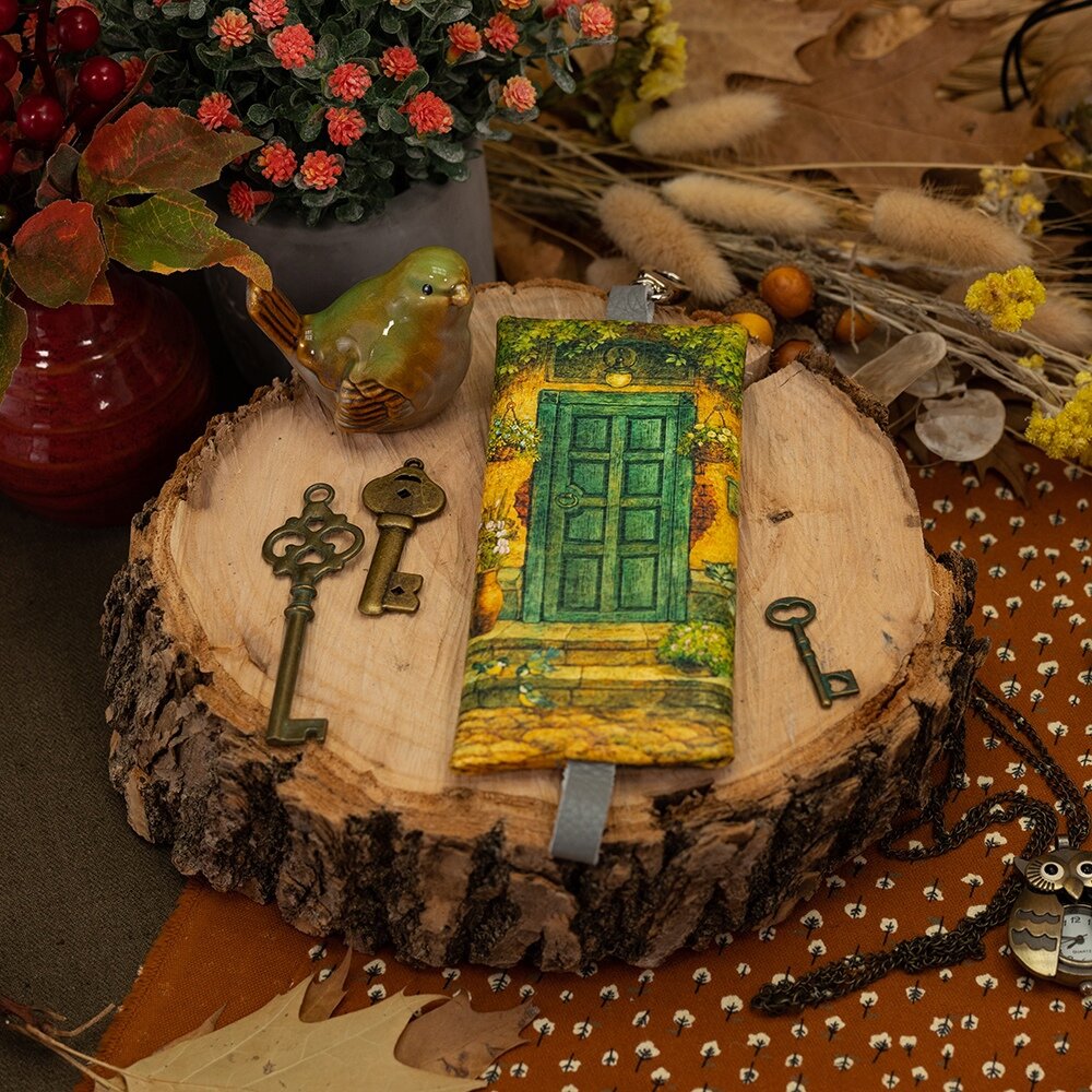 Ключница «Крылечко», худ.Галина Егоренкова