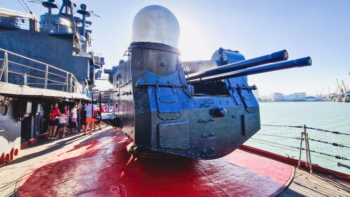     Первых срочников из Ростовской области отправили на службу, сообщил в эфире «Дон ТР» военком региона Игорь Егоров.