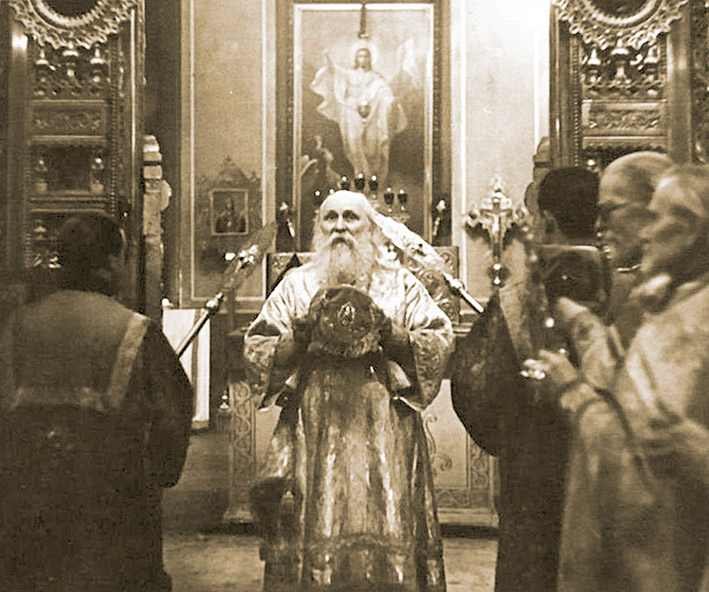 Митрополи́т Вениами́н (в миру Ива́н Афана́сьевич Фе́дченков; 2 [14] сентября 1880, село Вяжля (Ильинка), Кирсановский уезд, Тамбовская губерния — 4 октября 1961, Псково-Печерский монастырь) — епископ Русской церкви; с 22 ноября 1933 года экзарх Московской Патриархии в Америке, архиепископ (с 14 июля 1938 года митрополит) Алеутский и Северо-Американский; с 1948 года в СССР (управлял различными кафедрами); православный подвижник, миссионер, духовный писатель. 