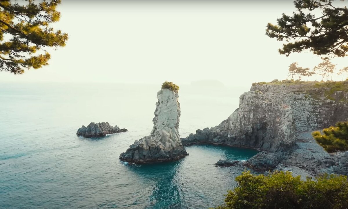 youtube.com/@TheKateClapp 