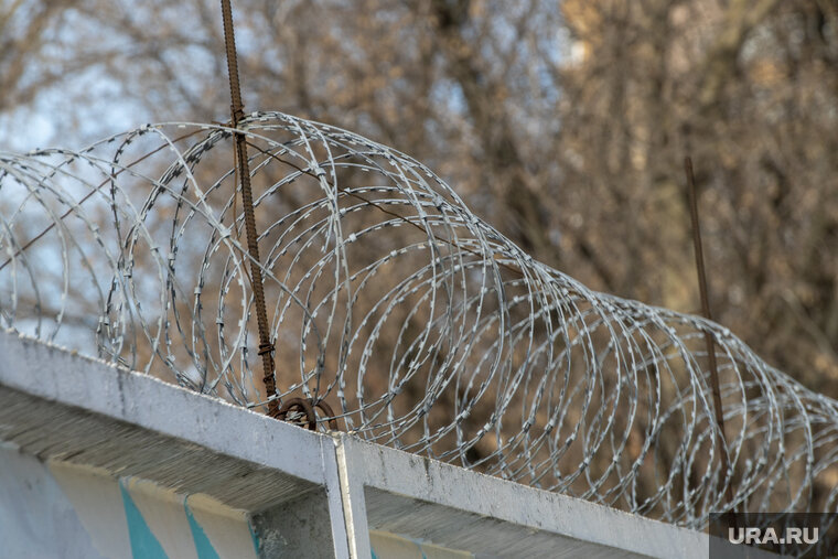    Мужчины сбежали из колонии 15 октября в Кировград