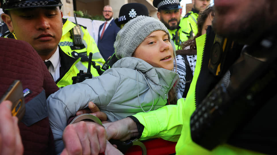     Фото: Toby Melville / Reuters