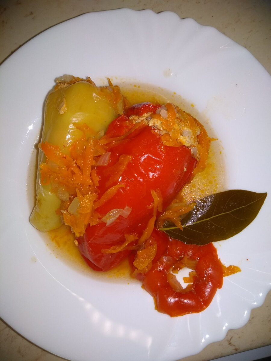 Фаршированные перцы.
