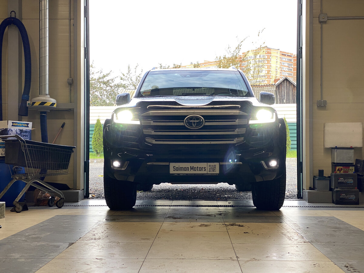 Land Cruiser 300 AT35 на подвеске OME