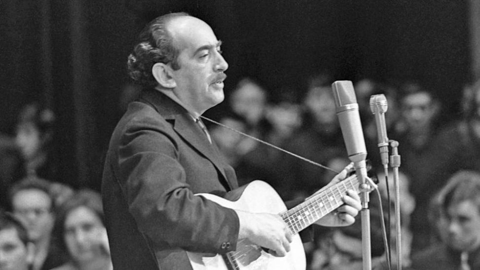 Фестиваль авторской песни. Поет А.А. Галич