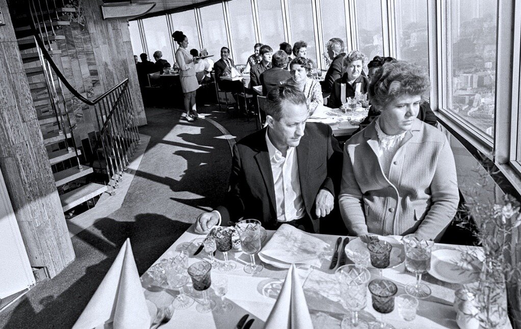 Ресторан "Седьмое небо". Фото советских времен.