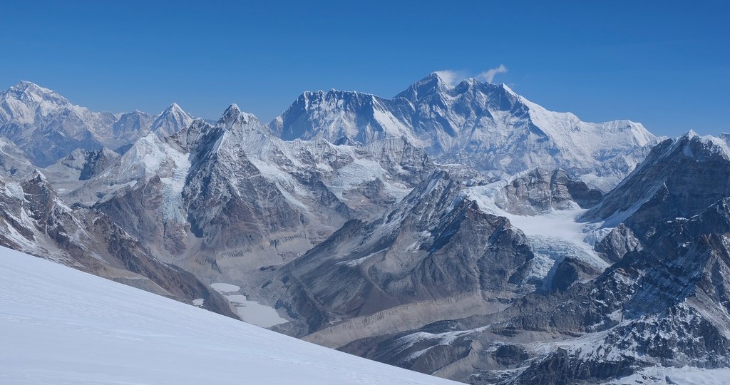 Весна в Непале. Мера пик. Восхождение с видом на Эверест.