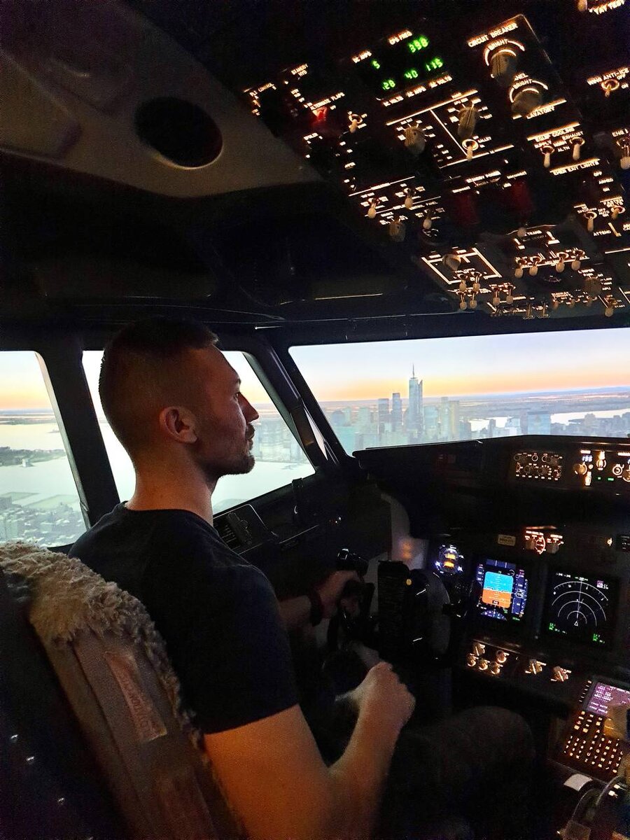 Авиатренажер Dream Aero в Санкт-Петербурге. Boeing737