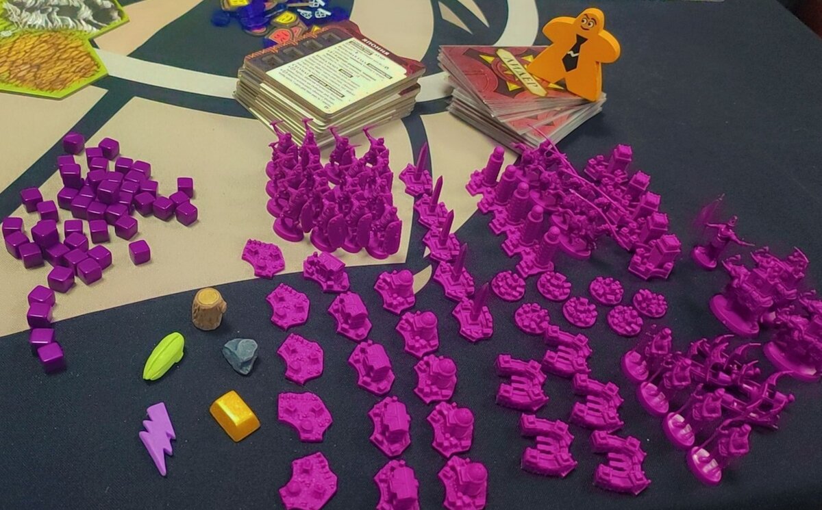 Набор игровых компонентов для каждого игрока (каждый играет за свой цвет)