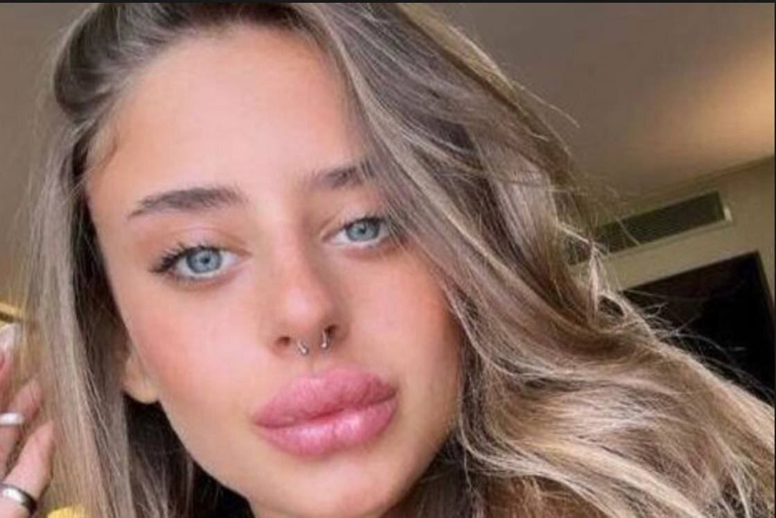 21-летняя гражданка Израиля и Франции - Миа Шем,