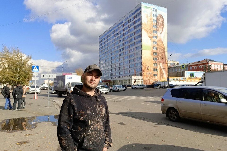    Художник Иван Ильющенко Александр Коровниченко