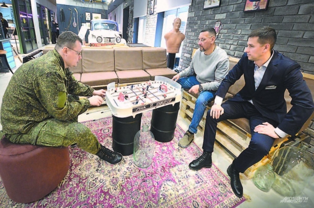    В «Гараже» можно и в настольные игры сразиться.