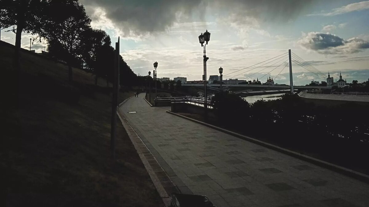     За минувший год в городе появились новые общественные пространства и были отремонтированы дворы жилых домов. Все работы были выполнены в срок.