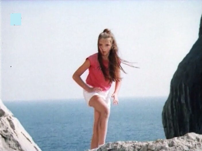 Алиса на острове