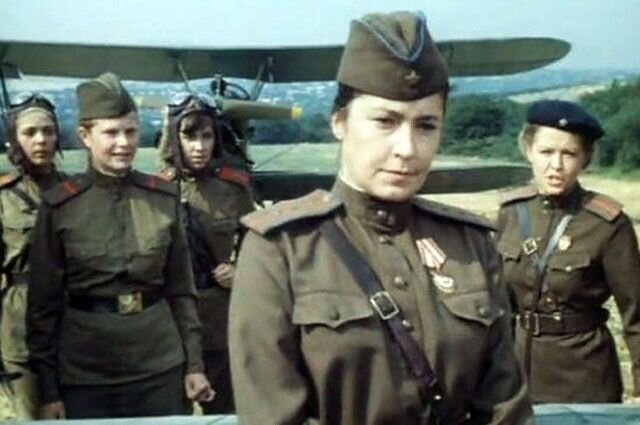 Фильм "В небе ночные ведьмы", снятый в 1981 году. Кадр из фильма