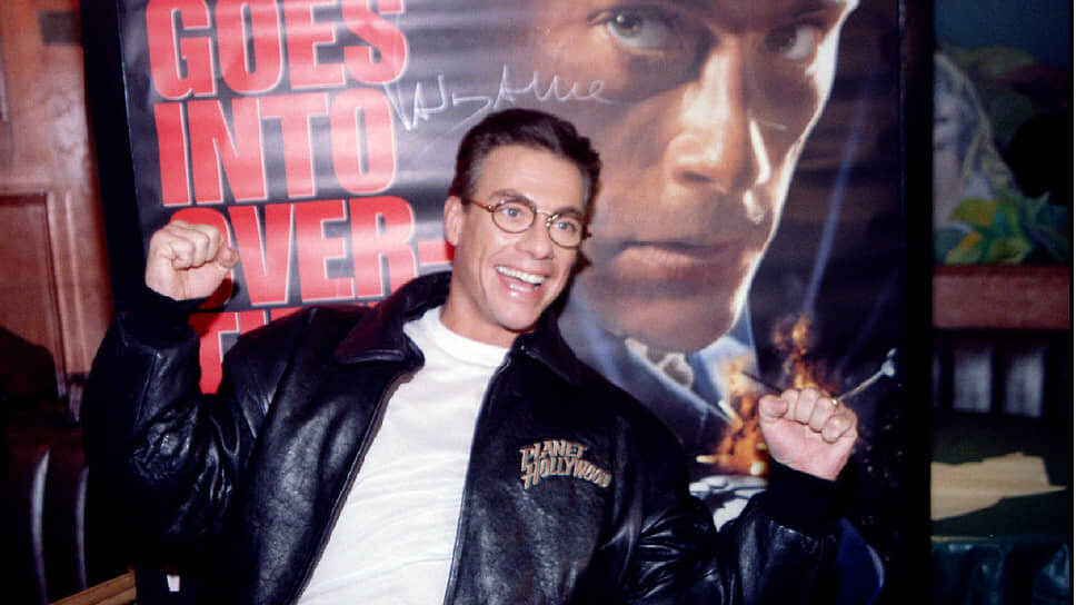    В 12 лет Жан-Клод начал тренироваться у Клода Гетца. Под его руководством он в 16 лет завоевал титул чемпиона Европы. Помимо каратэ Гетц привил воспитаннику интерес к культуризму и кикбоксингу. В Брюсселе Жан-Клод открыл спортивный зал и попробовал себя в модельном бизнесе Reuters