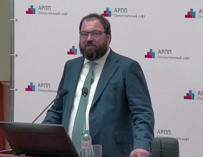 ЧИТАЙТЕ ТАКЖЕГрантов Минцифры на всех не хватит
Министерство цифрового развития, связи и массовых коммуникаций предложило с 2023 г. заменить грантовую поддержку ИТ-отрасли на льготные кредиты и венчурное финансирование. Многие компании высказались против такой инициативы.