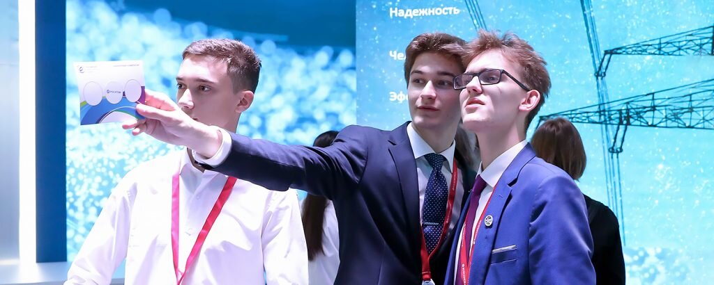    Участники Молодежного дня РЭН. Фото Анатолия Стребелева / photo.roscongress.org Анна Послянова