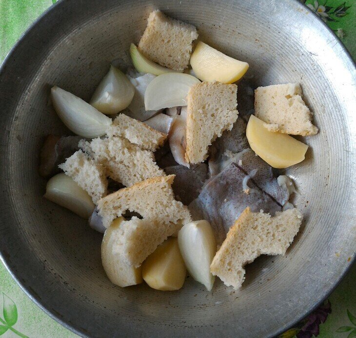 котлеты из минтая вкусные на сковороде сочно и вкусно рецепт с фото пошагово | Дзен
