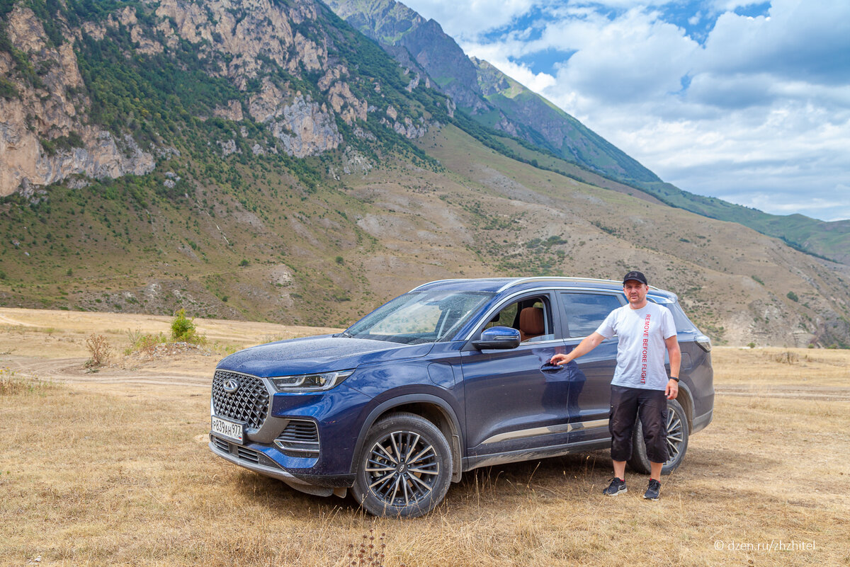 Чери тигго 8 гибрид. БМВ Икс 3. Hyundai Santa Fe 2022 черный. BMW x3 электро. BMW IX.
