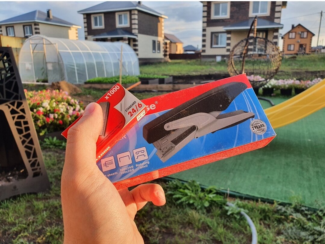 Вот такой теперь у меня садовый инвентарь