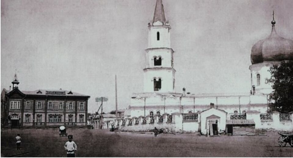 Первый собор в Барнауле Первый собор в Барнауле
Фото: Алтайский госуниверситет