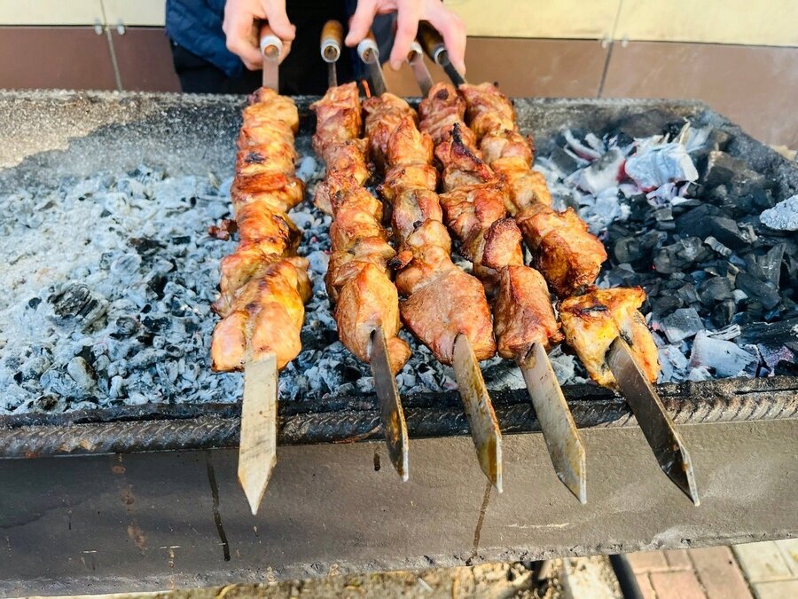 Дом шашлыка курск. Шашлык курск. подарить шашлык курске можно.