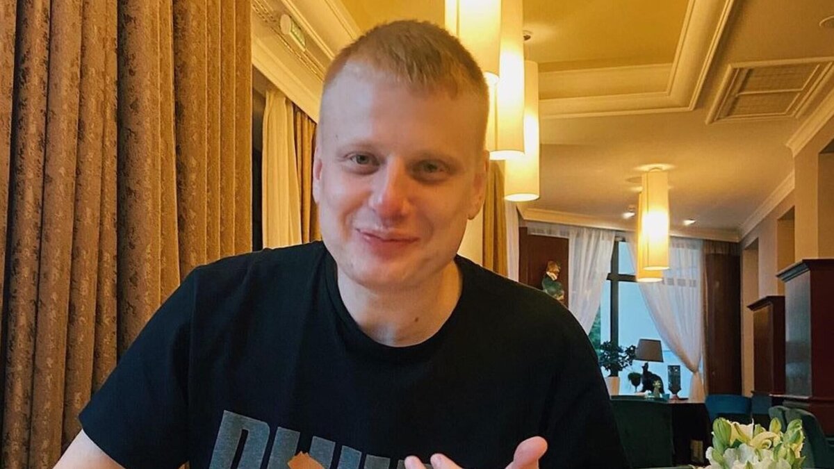    Даже бывшая отметилась: знакомые затроллили оскандалившегося Комиссаренко© Социальные сети